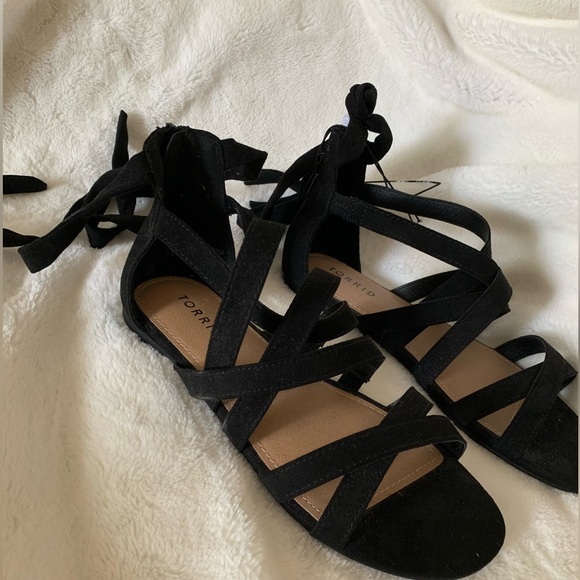 Torrid Strap Sandals 7.5ww - Picture 2 of 4